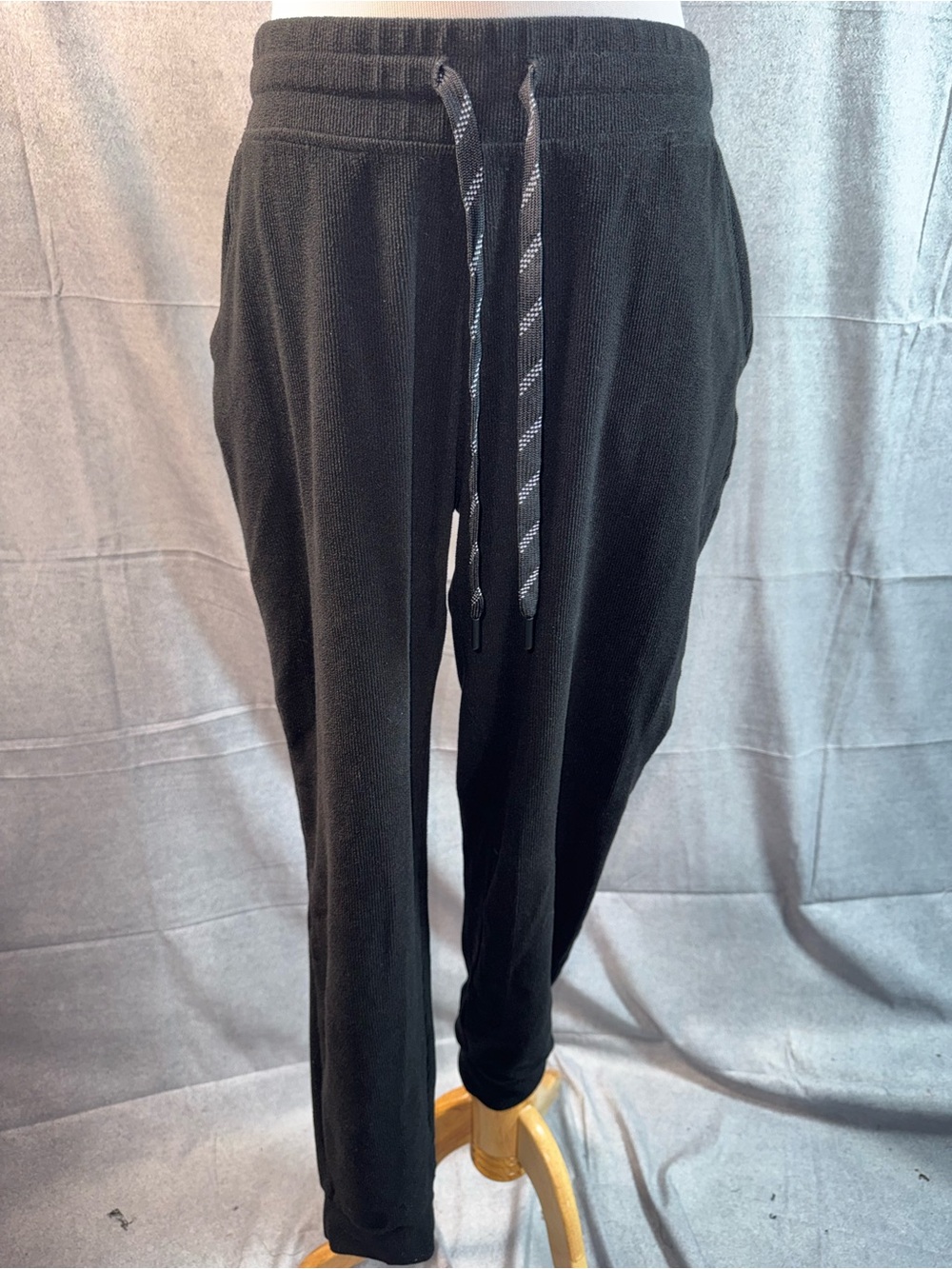 2362-Marc New York Black Drawstring Knit Jogger Pants